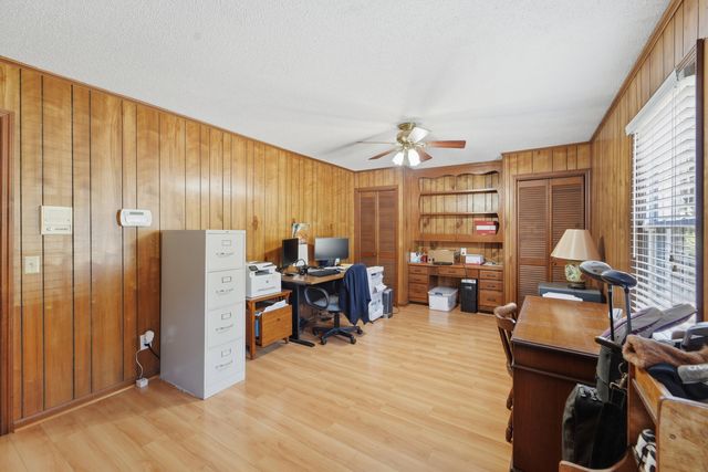 400 Stratford Drive, Summerville, SC 29485