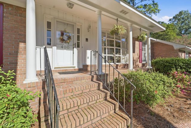 400 Stratford Drive, Summerville, SC 29485