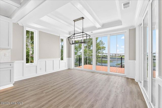 1711 Hemingway Drive SW, Ocean Isle Beach, NC 28469