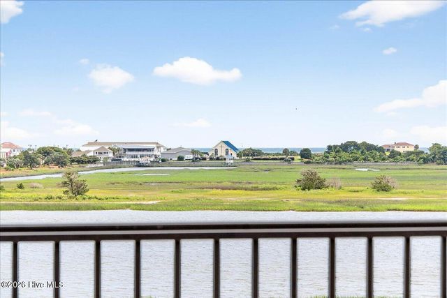1711 Hemingway Drive SW, Ocean Isle Beach, NC 28469