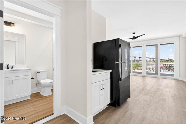 1711 Hemingway Drive SW, Ocean Isle Beach, NC 28469