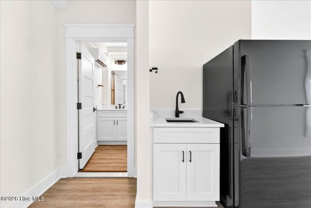 1711 Hemingway Drive SW, Ocean Isle Beach, NC 28469