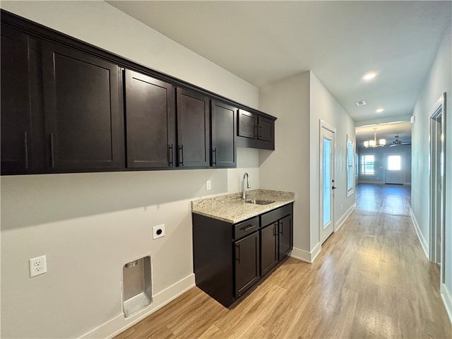 700 NE Heights Lane, Bentonville, AR 72712