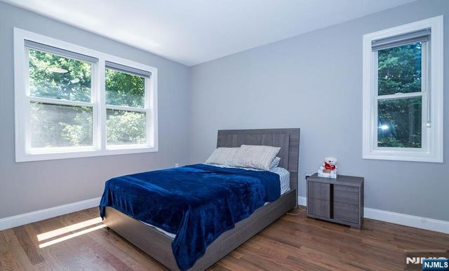 12 Lakeview Avenue, Rochelle Park, NJ 07662