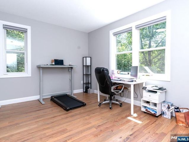 12 Lakeview Avenue, Rochelle Park, NJ 07662