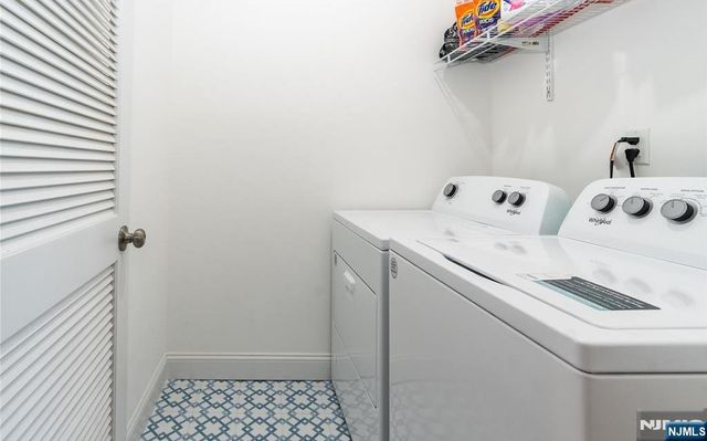 12 Lakeview Avenue, Rochelle Park, NJ 07662