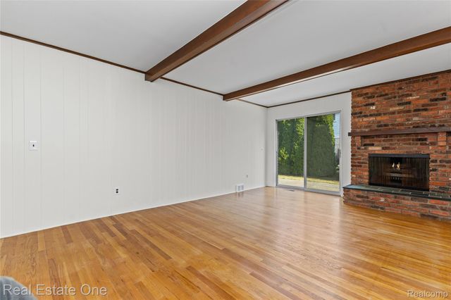 29540 SHARON Lane, Southfield, MI 48076