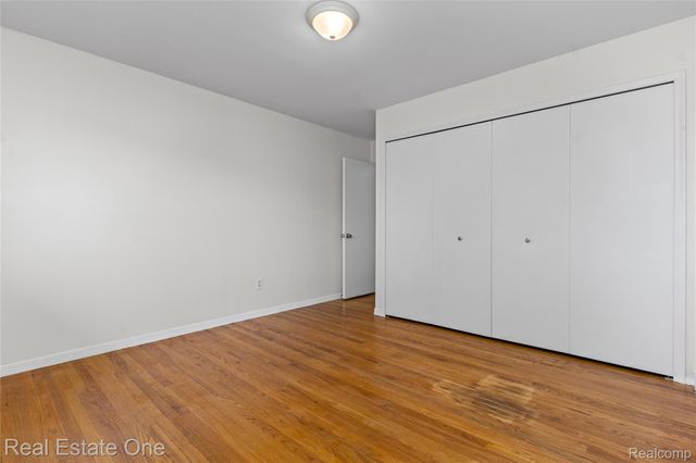 29540 SHARON Lane, Southfield, MI 48076