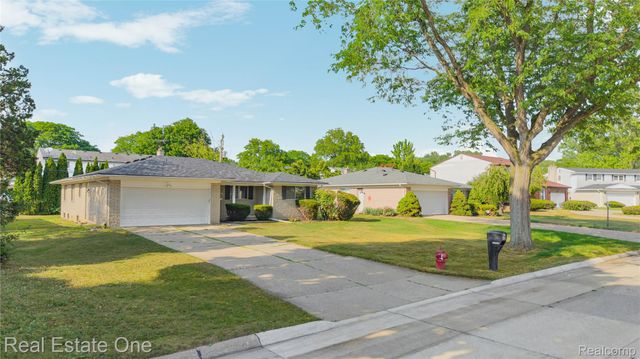 29540 SHARON Lane, Southfield, MI 48076