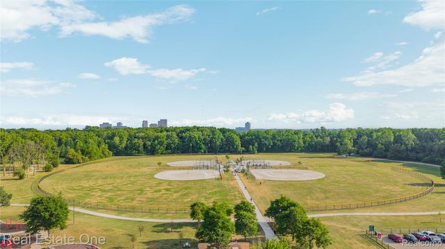 29540 SHARON Lane, Southfield, MI 48076