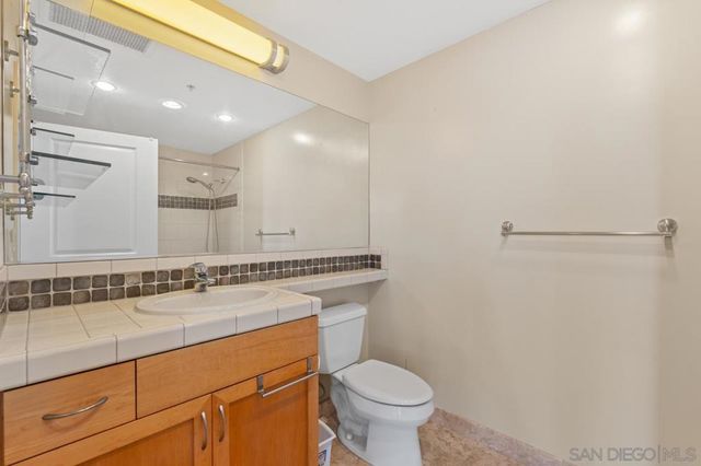 850 Beech St 1703, San Diego, CA 92101
