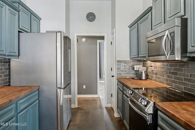 124 E Pebble Creek Cove, Hernando, MS 38632