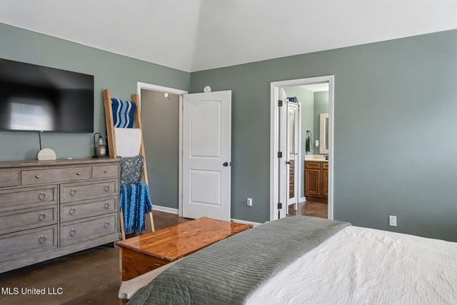 124 E Pebble Creek Cove, Hernando, MS 38632