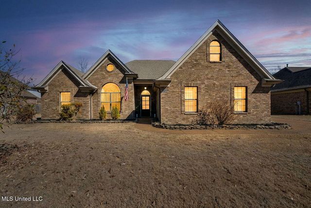 124 E Pebble Creek Cove, Hernando, MS 38632