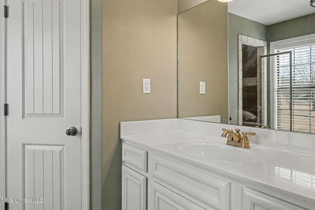 124 E Pebble Creek Cove, Hernando, MS 38632