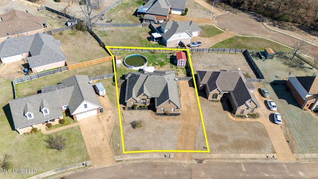 124 E Pebble Creek Cove, Hernando, MS 38632