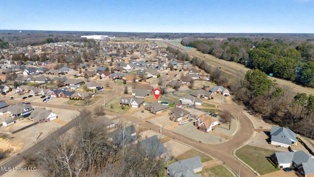124 E Pebble Creek Cove, Hernando, MS 38632