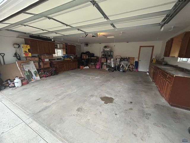 2812 OAK AVE, Rapid City, SD 57701