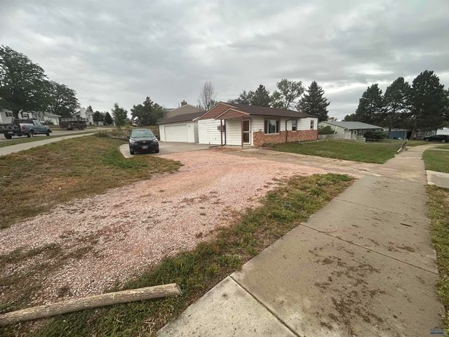2812 OAK AVE, Rapid City, SD 57701