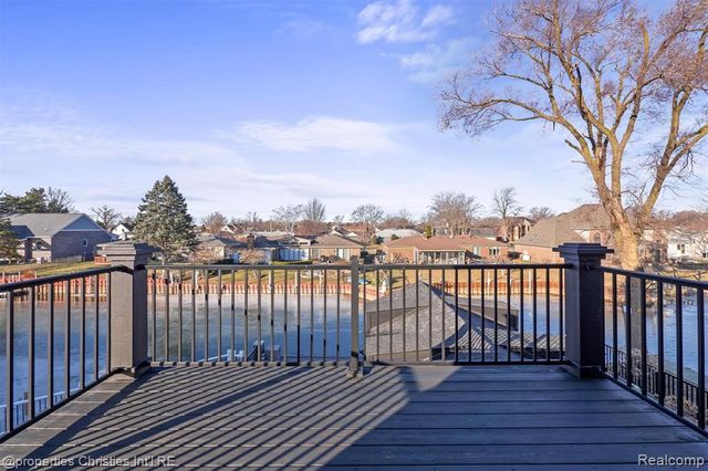 41245 Belvidere Street, Harrison Twp, MI 48045