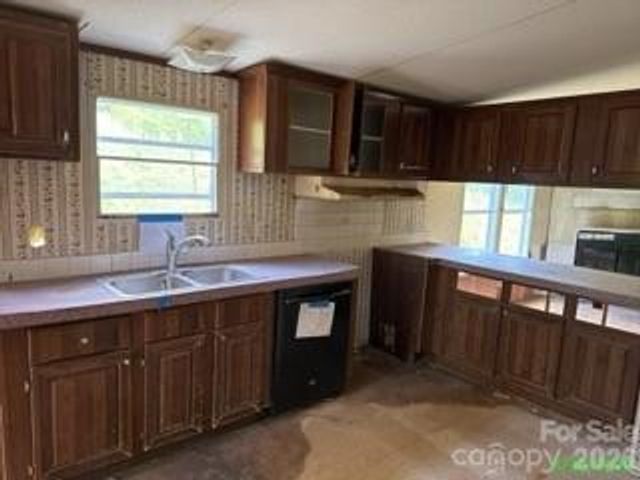 1267 Jacktown Road, Marion, NC 28752