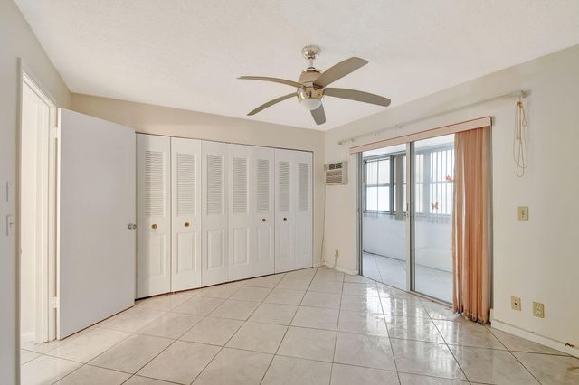 70 Camden C, West Palm Beach, FL 33417