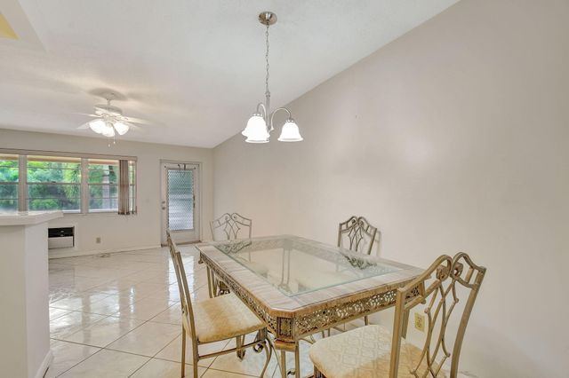 70 Camden C, West Palm Beach, FL 33417