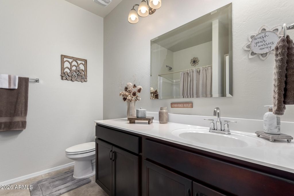 Image 22 of property listing at 1015 W DESCANSO CANYON Drive, Casa Grande, AZ 85122