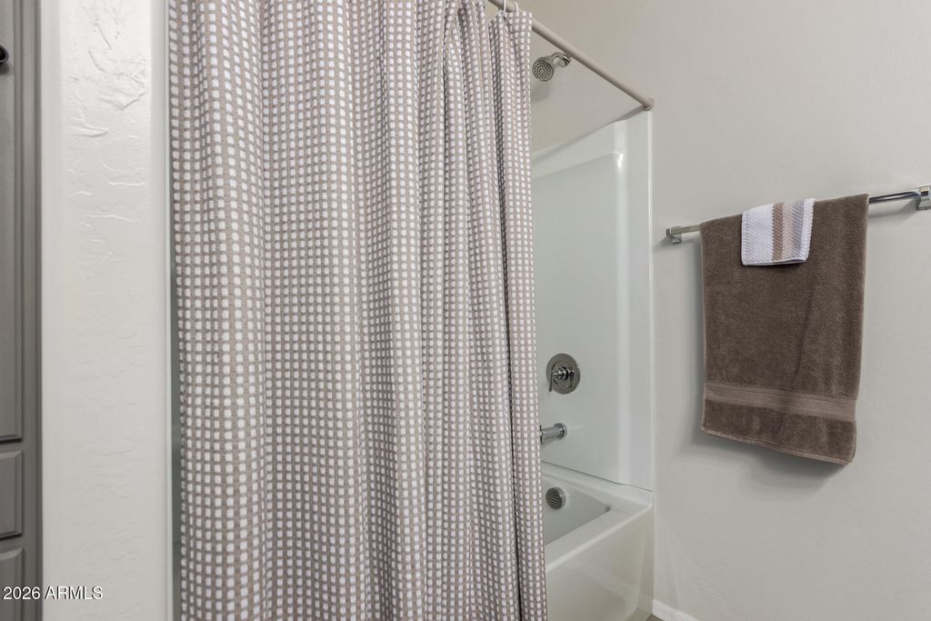 Image 23 of property listing at 1015 W DESCANSO CANYON Drive, Casa Grande, AZ 85122