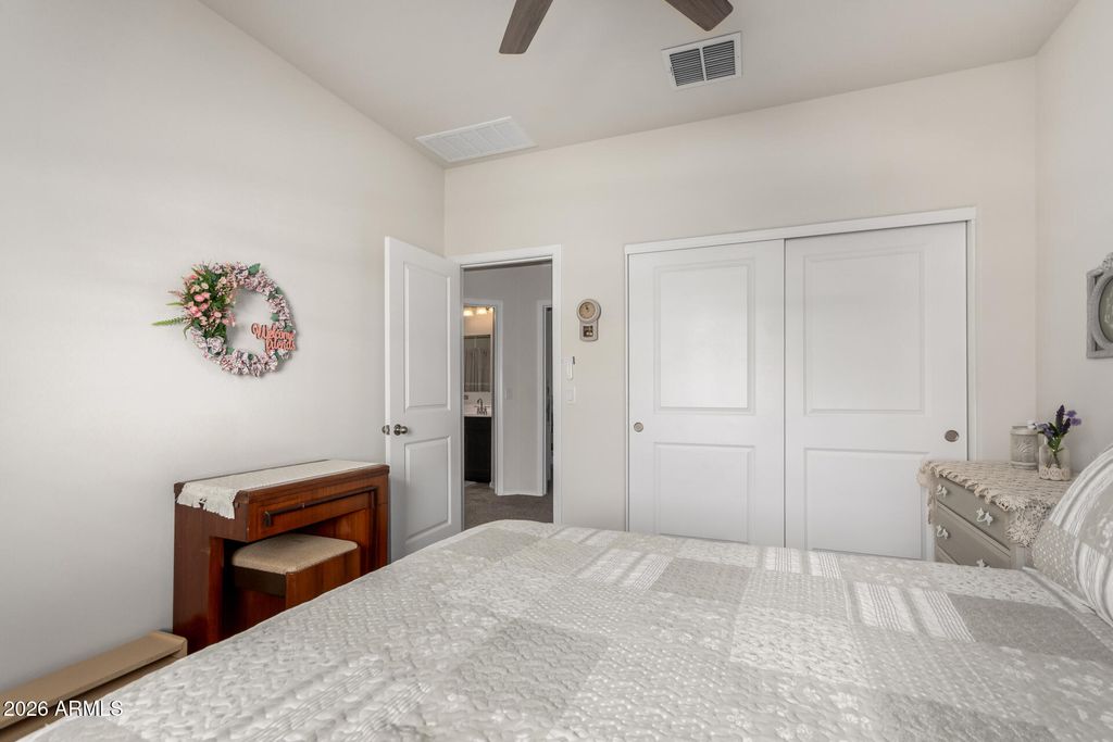 Image 25 of property listing at 1015 W DESCANSO CANYON Drive, Casa Grande, AZ 85122