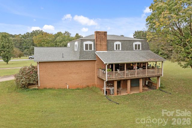1463 Charlotte Highway, Mooresville, NC 28115