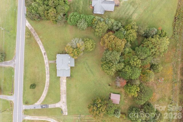 1463 Charlotte Highway, Mooresville, NC 28115