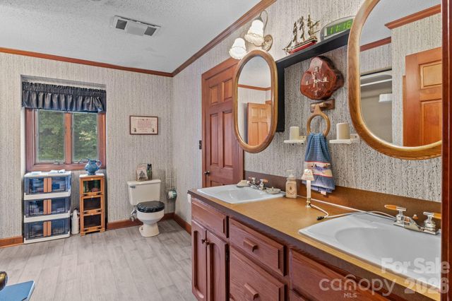 1463 Charlotte Highway, Mooresville, NC 28115