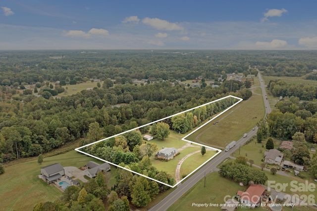 1463 Charlotte Highway, Mooresville, NC 28115