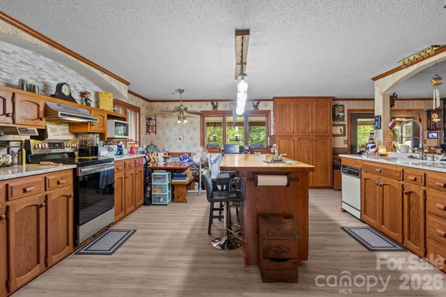 1463 Charlotte Highway, Mooresville, NC 28115