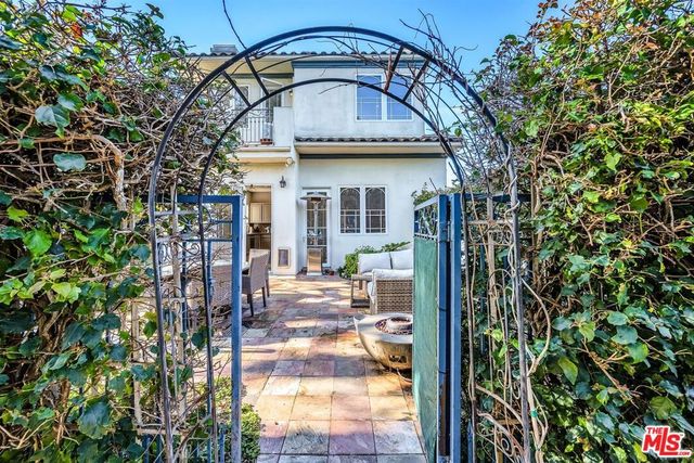 928 Harbor Crossing Lane, Marina Del Rey, CA 90292