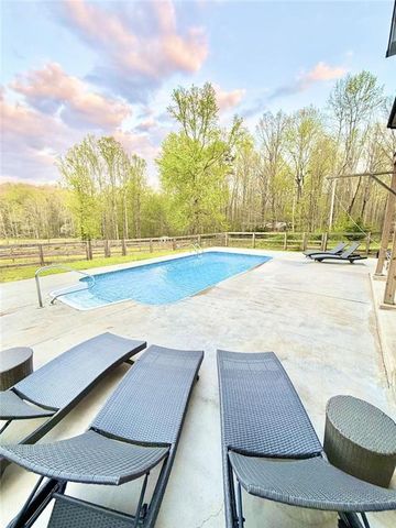 243 Sunset Circle, Dahlonega, GA 30533
