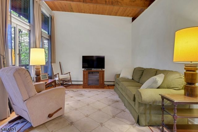 138 Shongum Rd, Denville Twp., NJ 07834