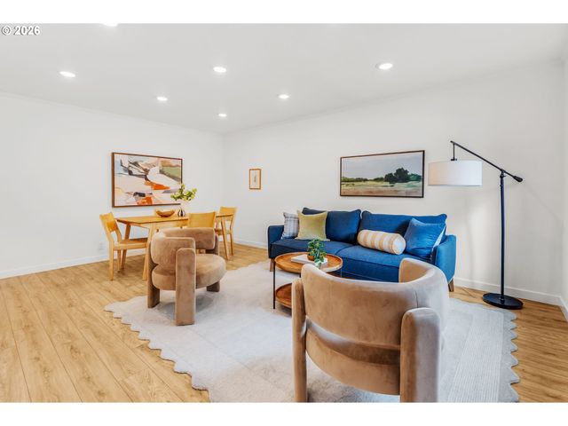 4537 N KERBY Ave, Portland, OR 97217
