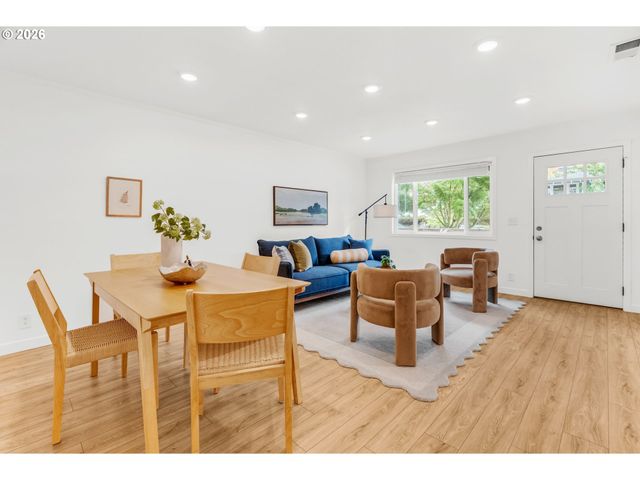 4537 N KERBY Ave, Portland, OR 97217