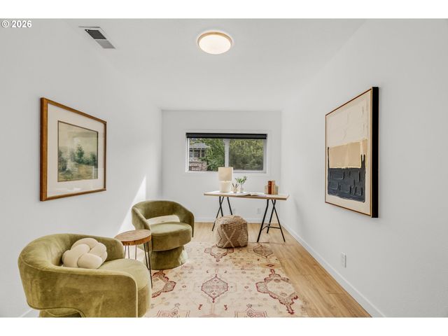 4537 N KERBY Ave, Portland, OR 97217