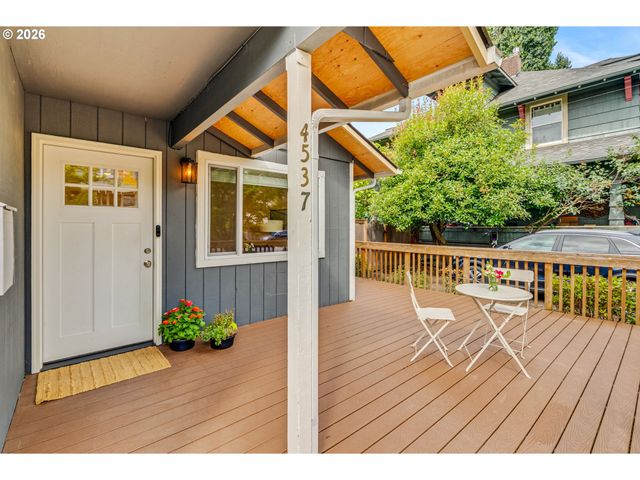 4537 N KERBY Ave, Portland, OR 97217