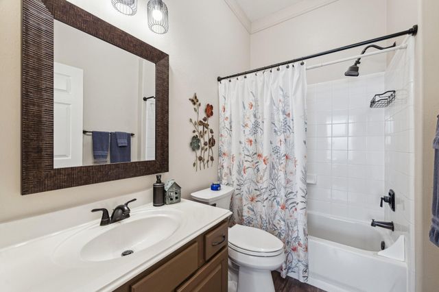 167 E Northcastle Circle, Conroe, TX 77384