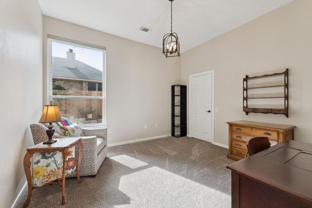 167 E Northcastle Circle, Conroe, TX 77384