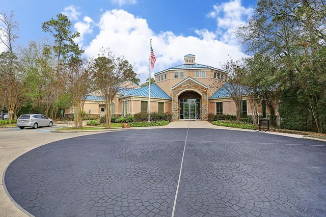 167 E Northcastle Circle, Conroe, TX 77384