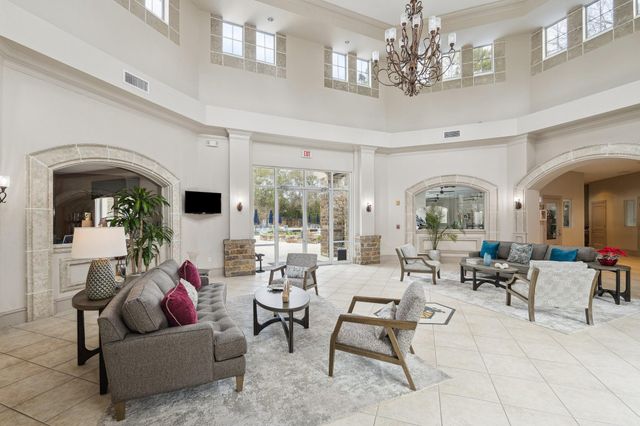 167 E Northcastle Circle, Conroe, TX 77384