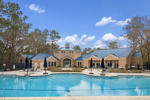 167 E Northcastle Circle, Conroe, TX 77384