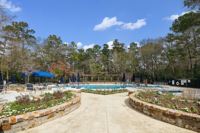 167 E Northcastle Circle, Conroe, TX 77384