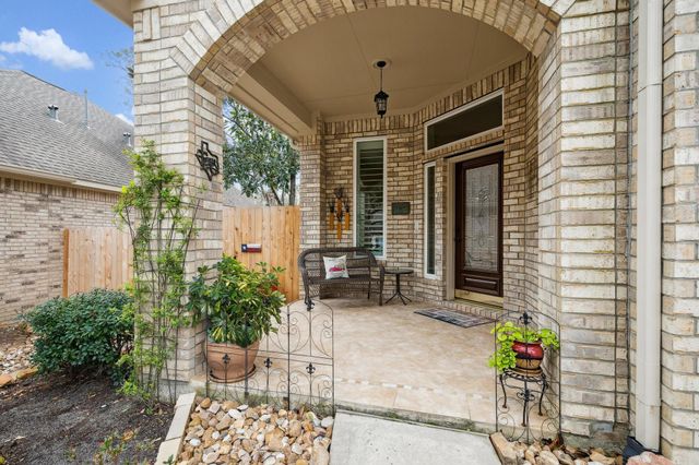 167 E Northcastle Circle, Conroe, TX 77384