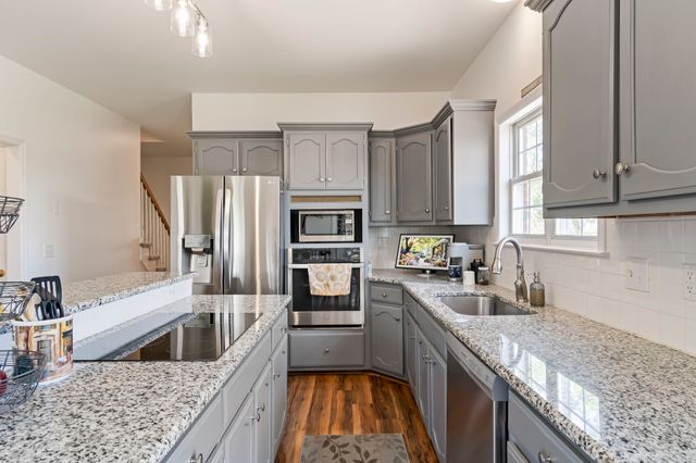 600 High Ridge Dr, Smyrna, TN 37167